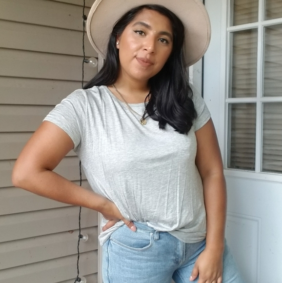 FORGET ME KNOT GRAY TEE SHIRT TOP - Picture 2 of 15